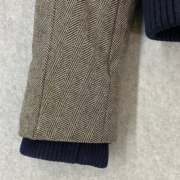 American Eagle Women's Wool Blend Jacket Gray Herringbone Coat Size Medium GUC - Picture 13 of 13